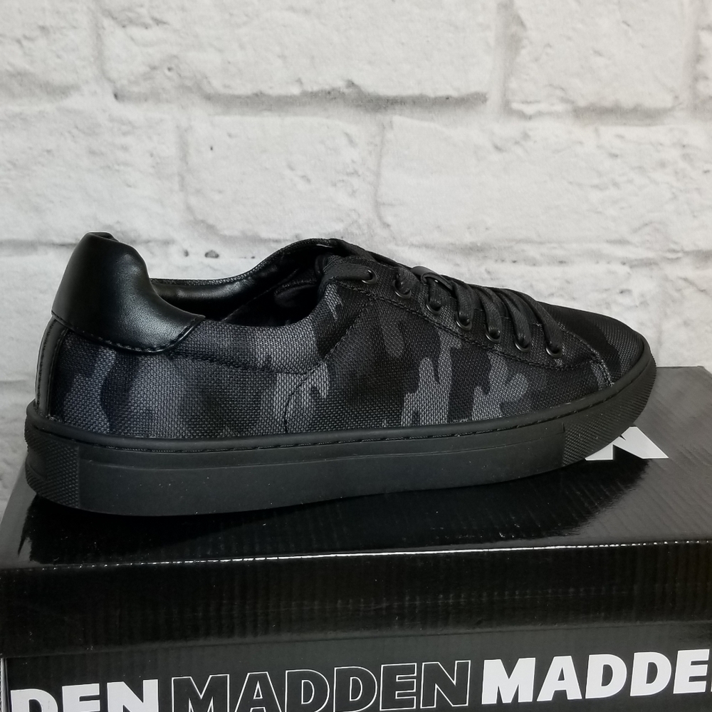 Madden MPilot Black Canvas Sneaker Shoes Sz 10 New - Picture 6 of 8